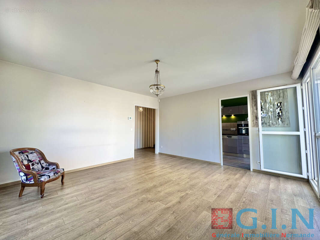 Appartement à BOIS-GUILLAUME