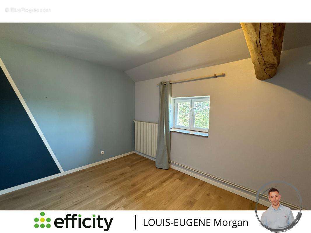 Maison à SAINT-JEAN-DE-SAUVES