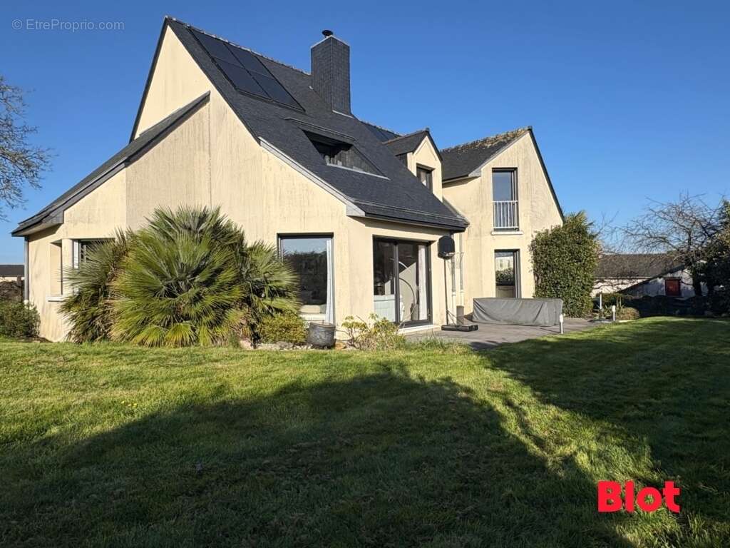 Maison à PLEUMELEUC