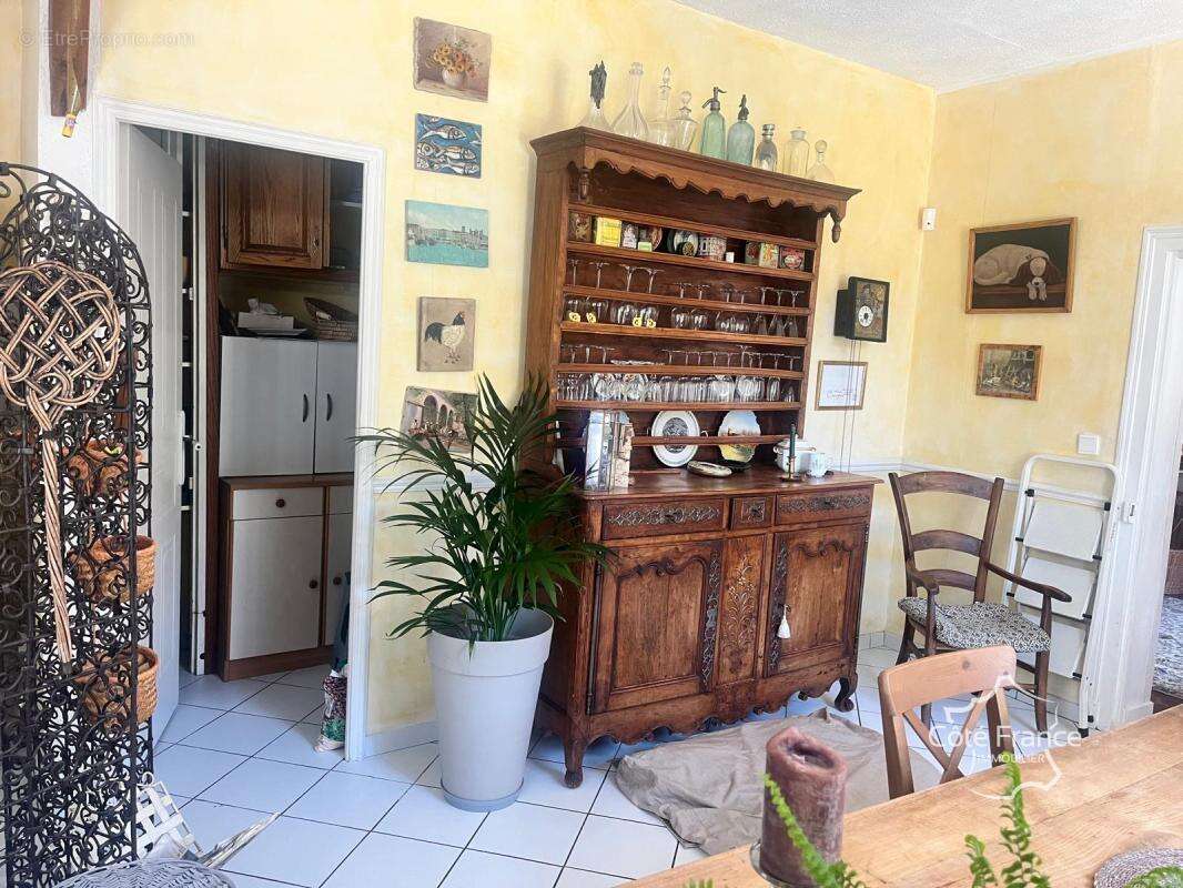 Maison à CHACRISE
