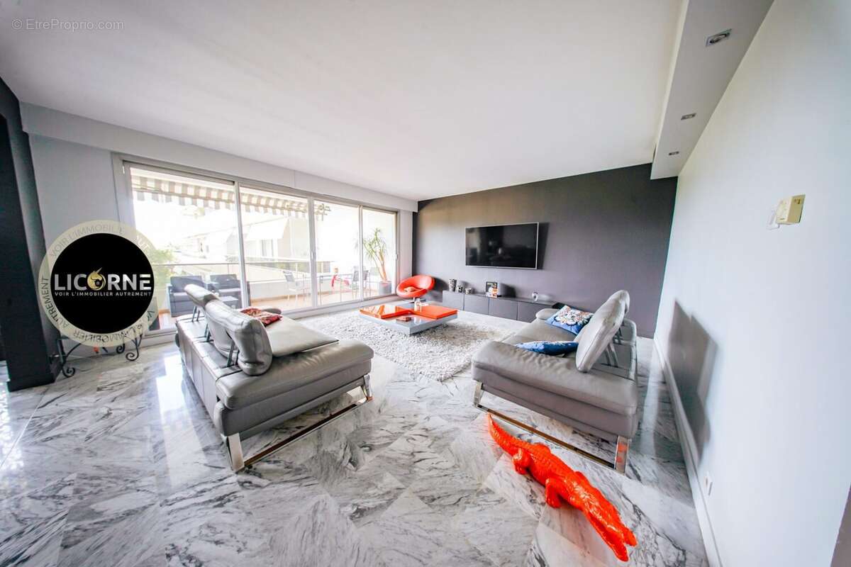 Appartement à MARSEILLE-8E