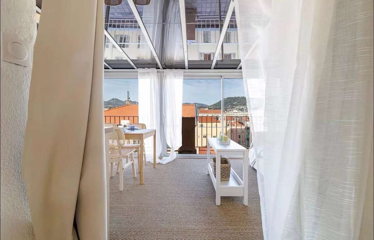 Appartement à NICE