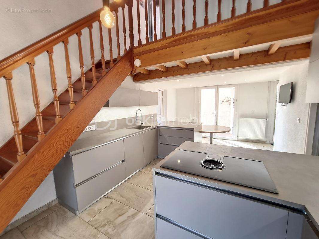 Maison à SAINT-CYPRIEN