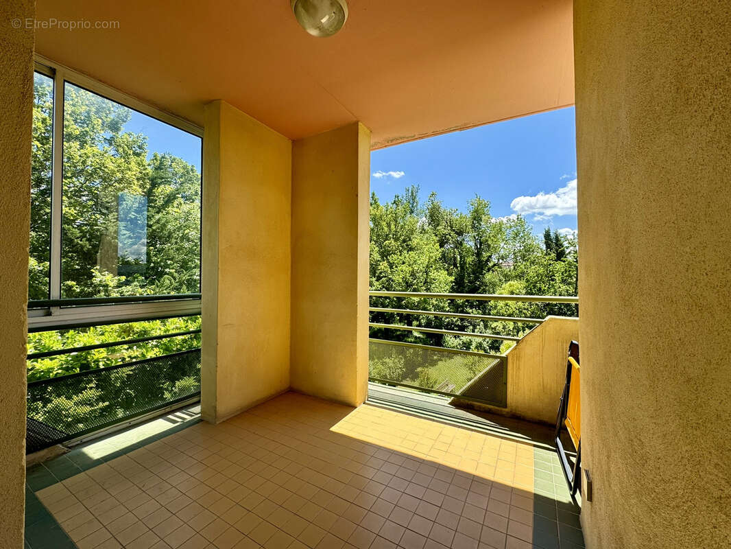 Appartement à L'ISLE-SUR-LA-SORGUE