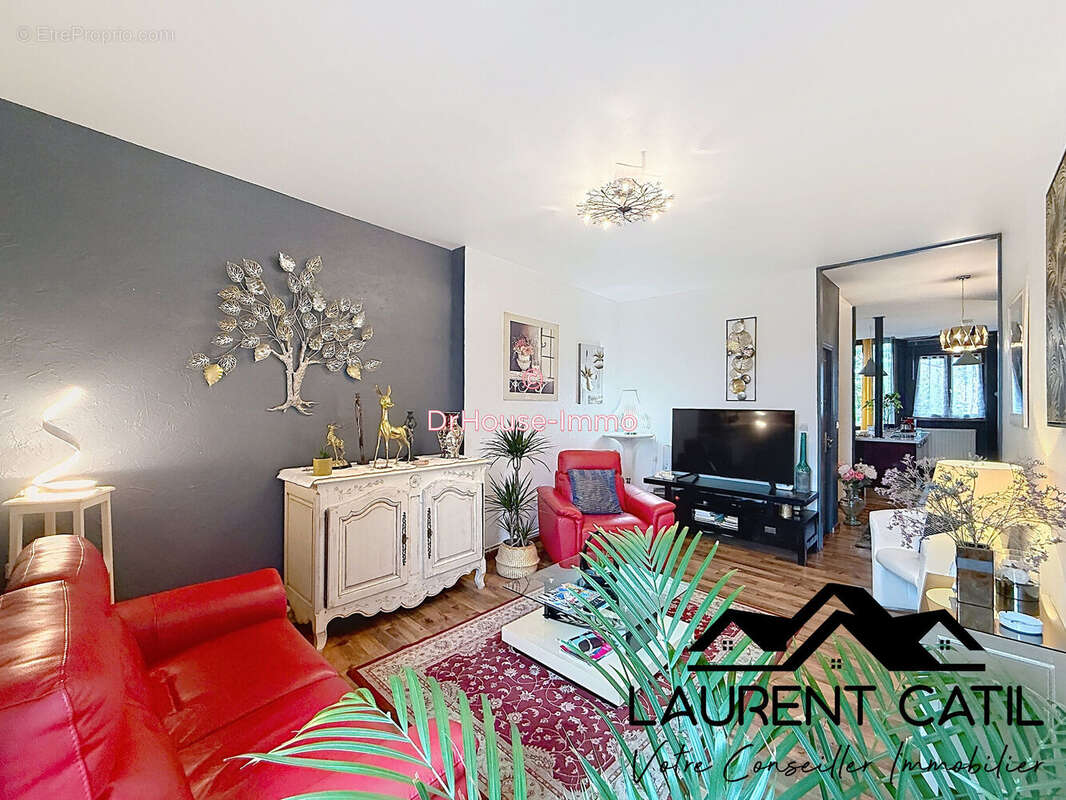 Appartement à ROMANS-SUR-ISERE