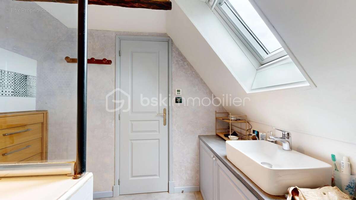 Maison à GINOUILLAC