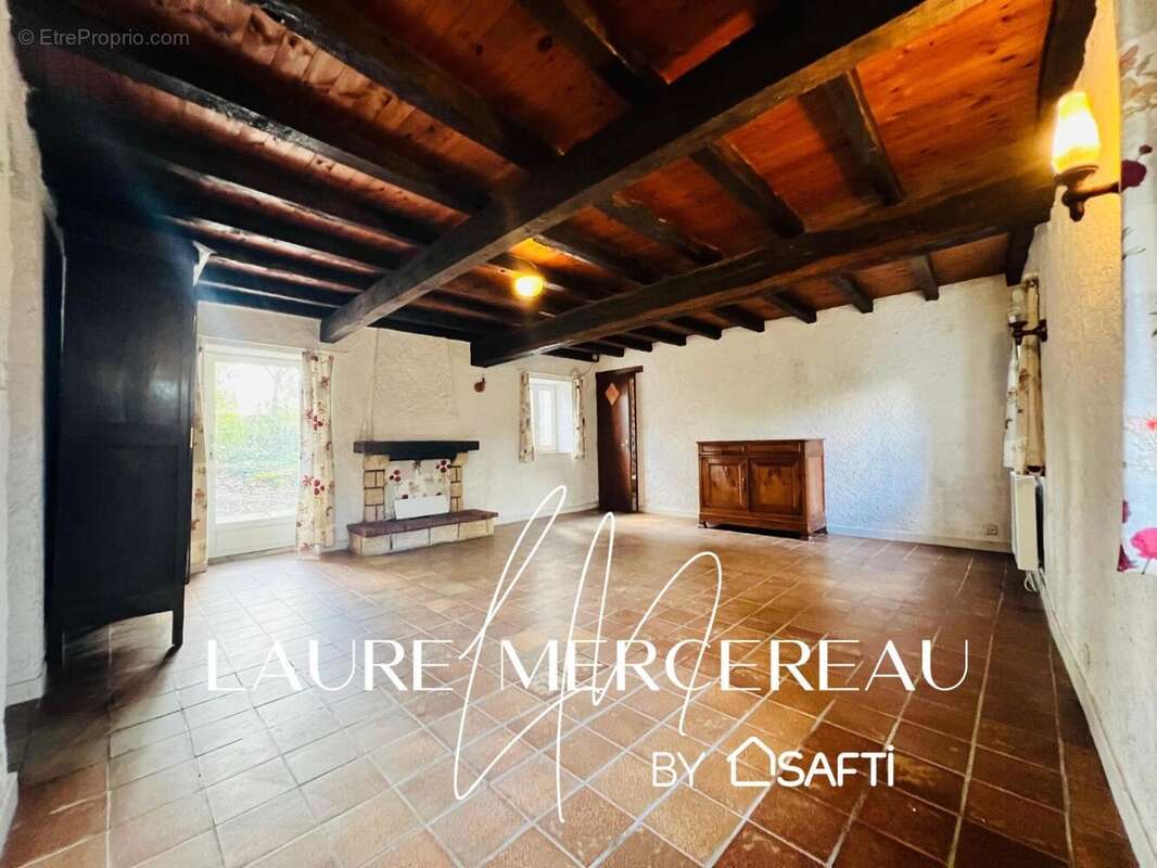 Photo 5 - Maison à SAINT-ETIENNE-DU-BOIS