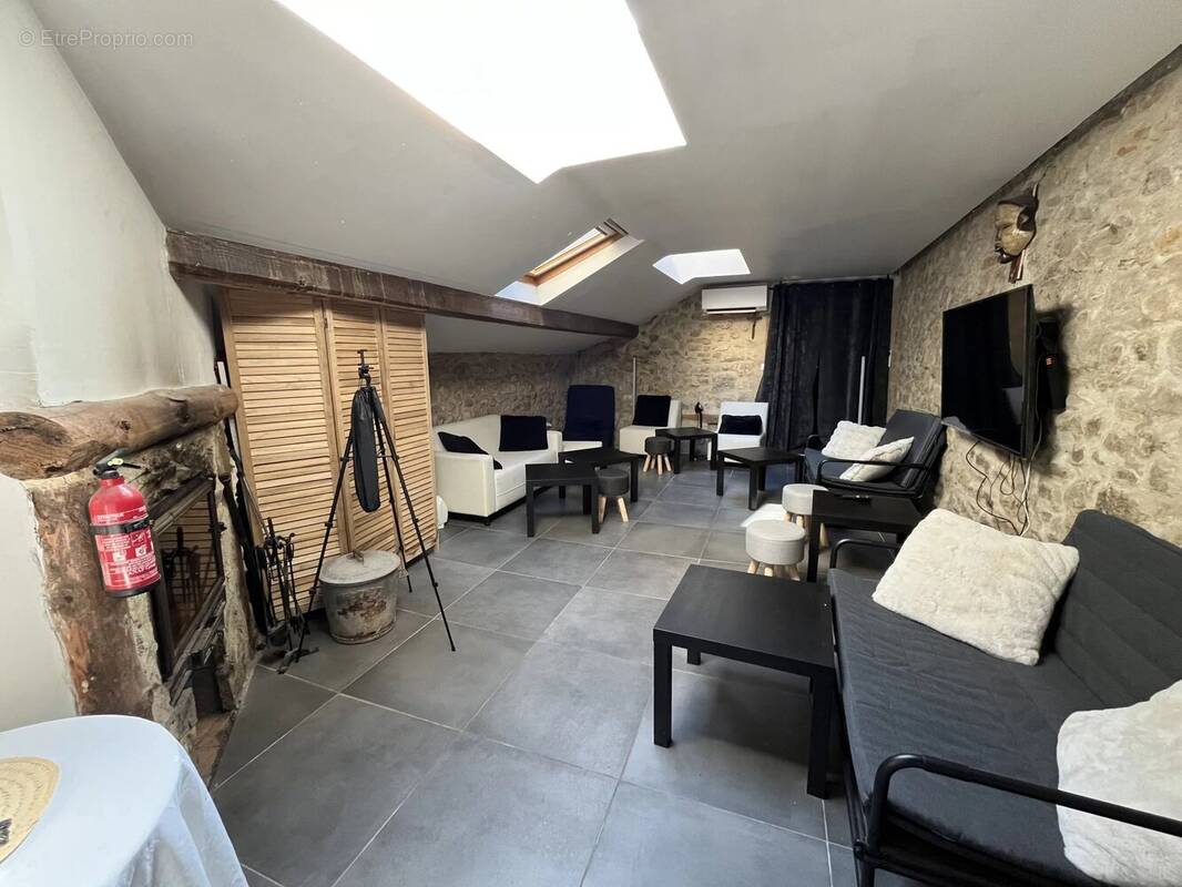Maison à SOYONS