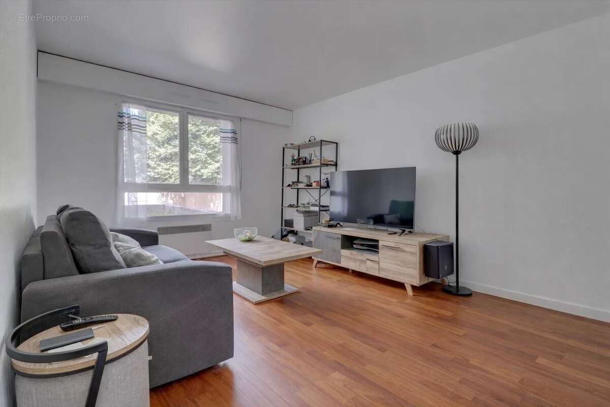 Appartement à LE KREMLIN-BICETRE