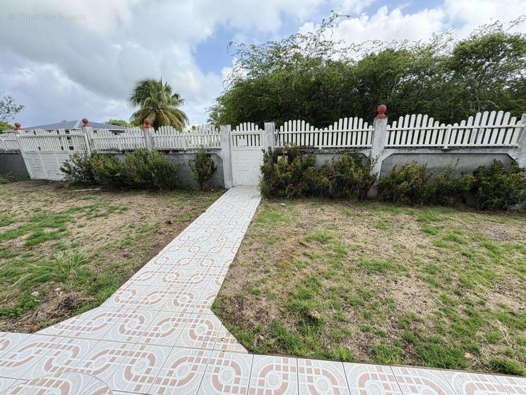 Maison à ANSE-BERTRAND