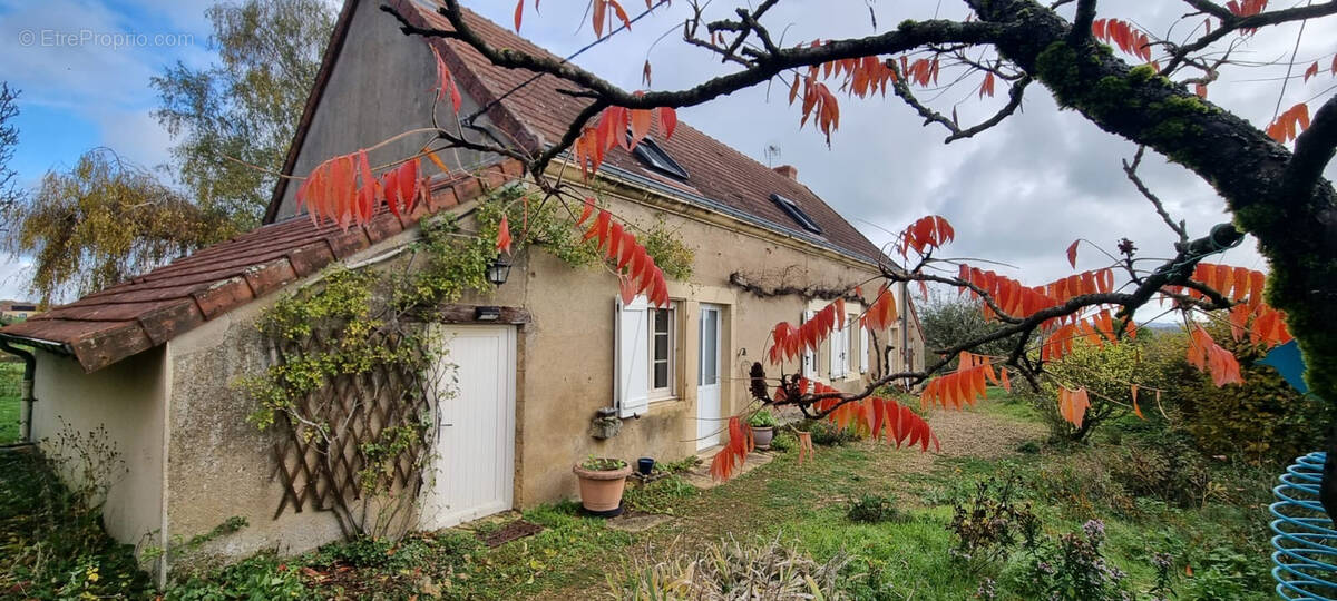 Maison à SAINT-VINCENT-BRAGNY
