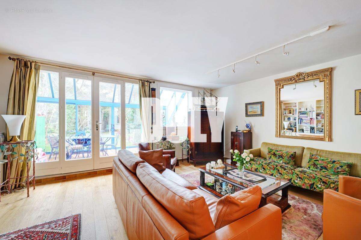 Appartement à RUEIL-MALMAISON