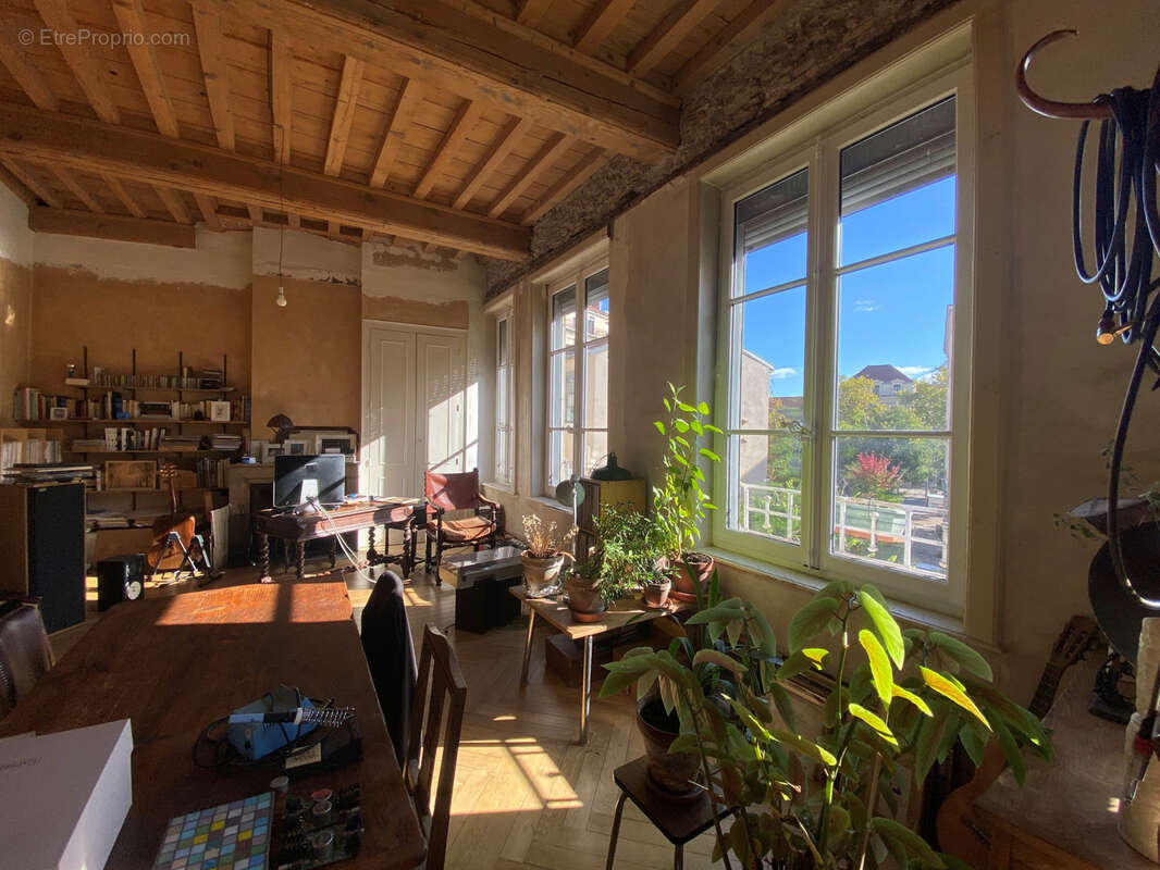Appartement à LYON-4E