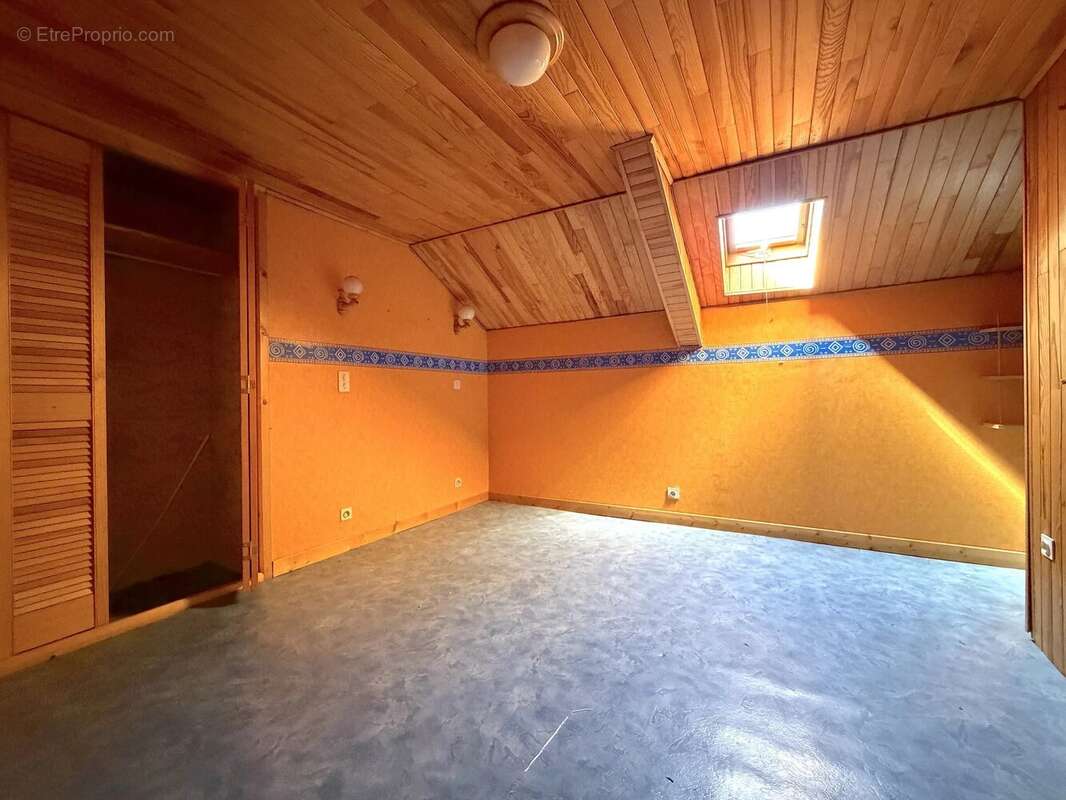 Appartement à SAINT-MICHEL-DE-MAURIENNE