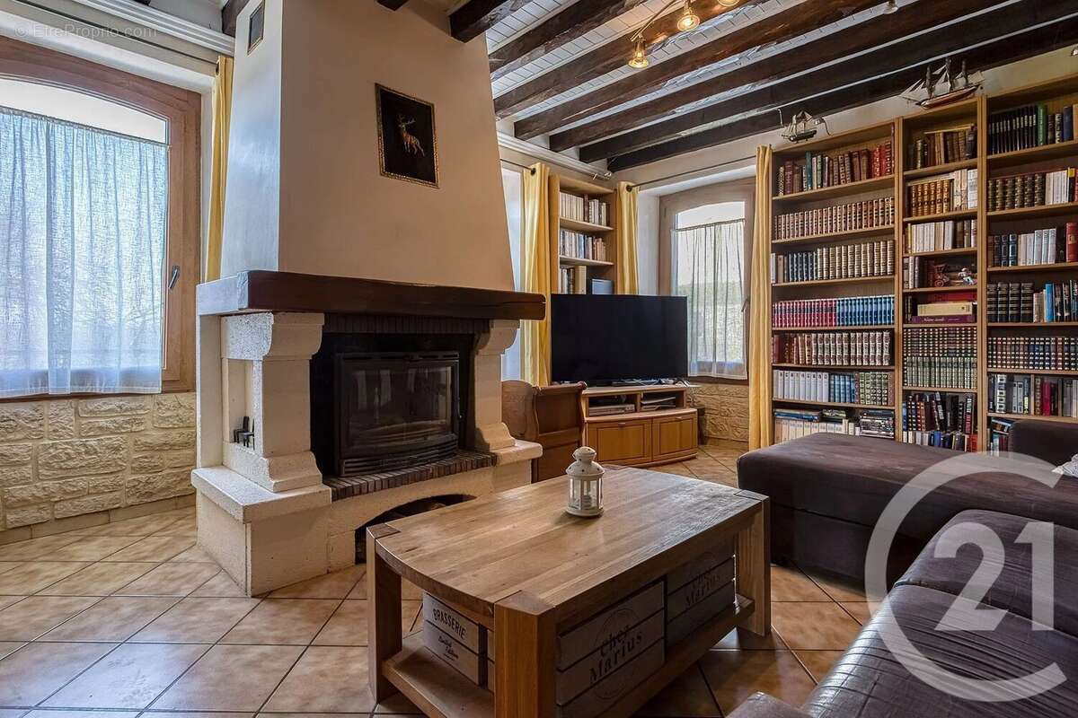 Maison à SAINT-EUSEBE