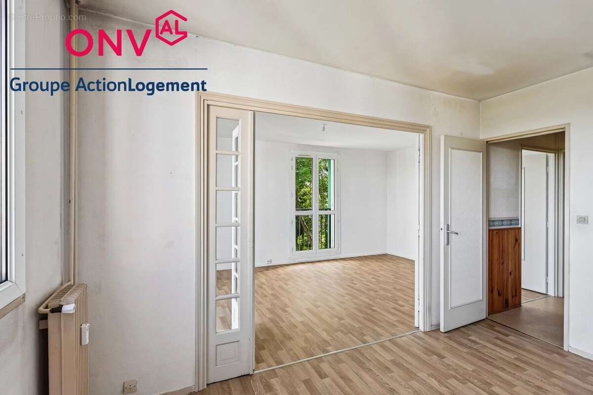 Appartement à CORBEIL-ESSONNES