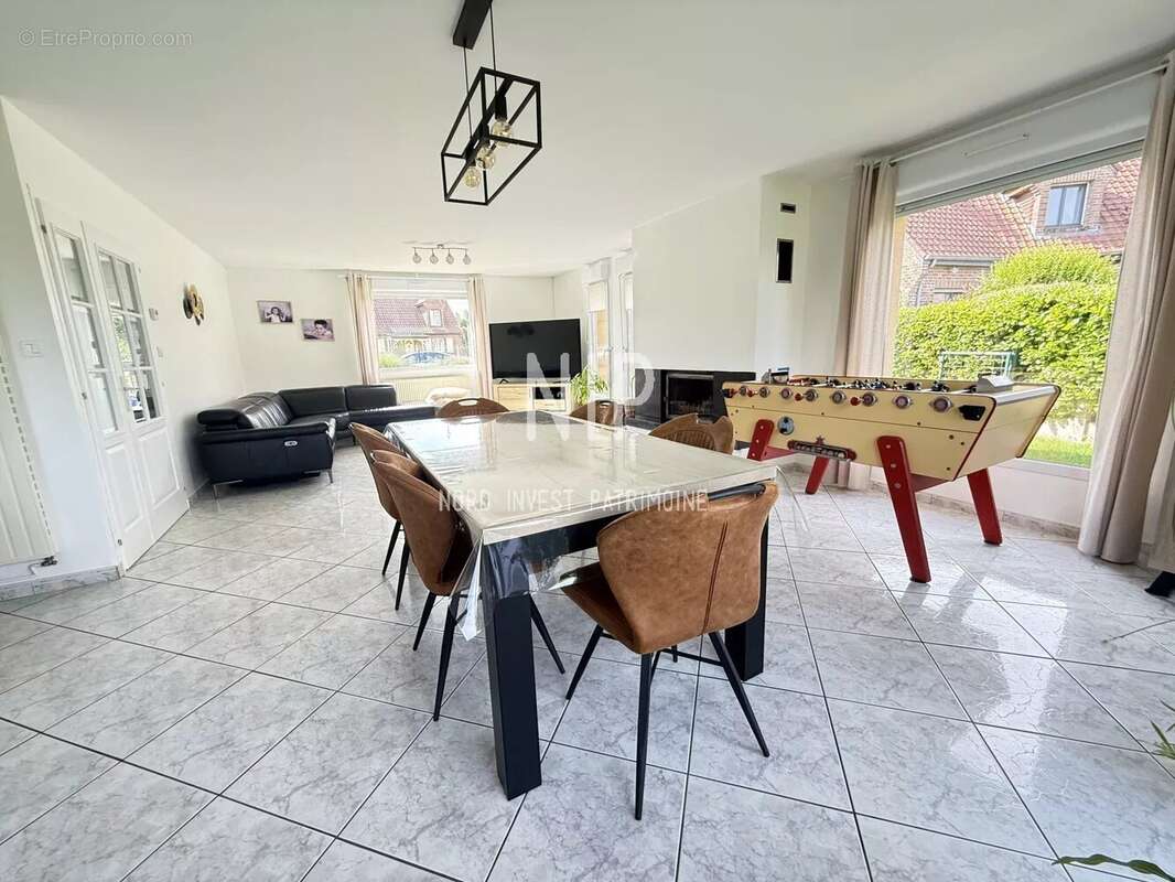 Plain pied 4 chambres sur 1370 m2 - photo 6