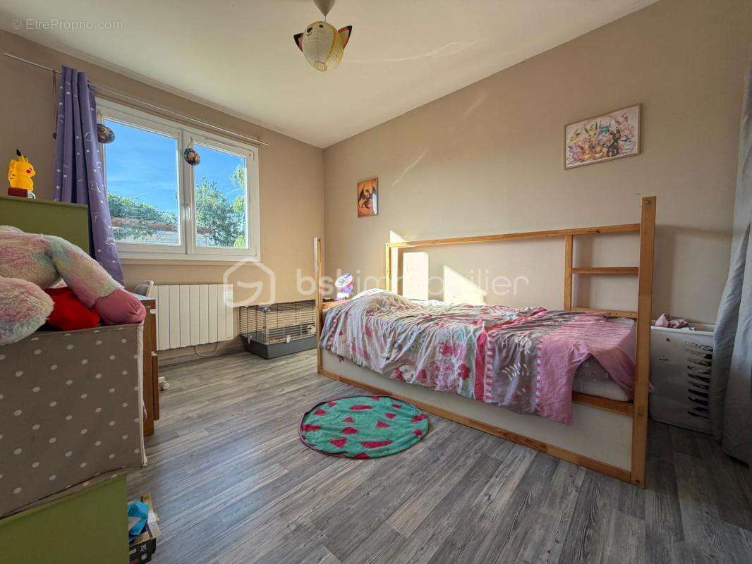 Maison plain-pied 112m² avec 4 chambres sur 1760m² de terrain avec parcelle constructible - photo 8
