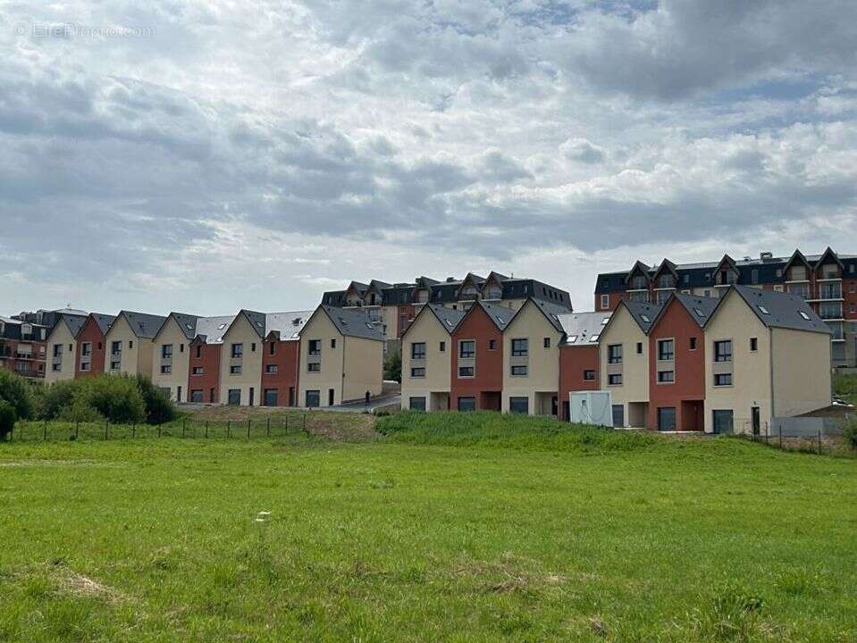 Maison à PONT-L'EVEQUE