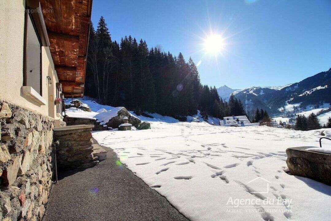 Maison à LES CONTAMINES-MONTJOIE