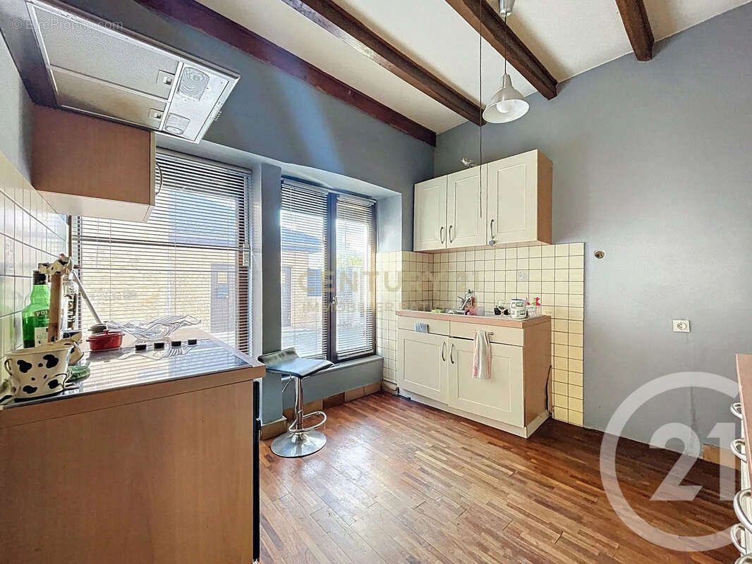 Maison à LA VERPILLIERE