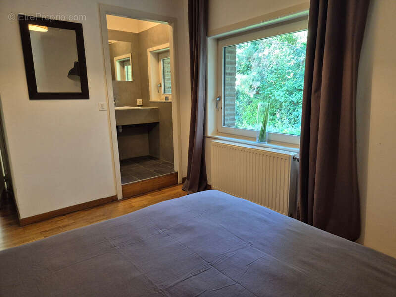 Maison individuelle 5 chambres offrant 206m2 hab sur parcelle de 2627m2 - photo 13