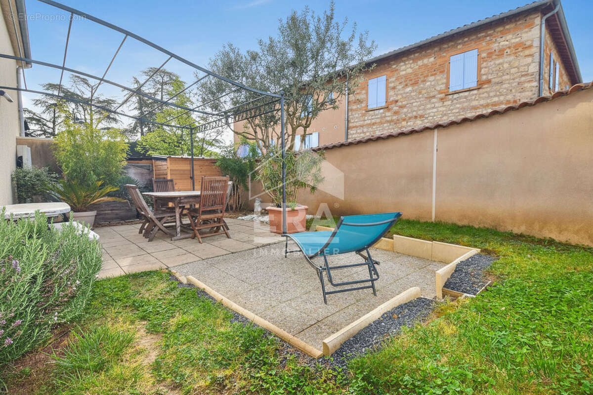 Appartement à MORANCE