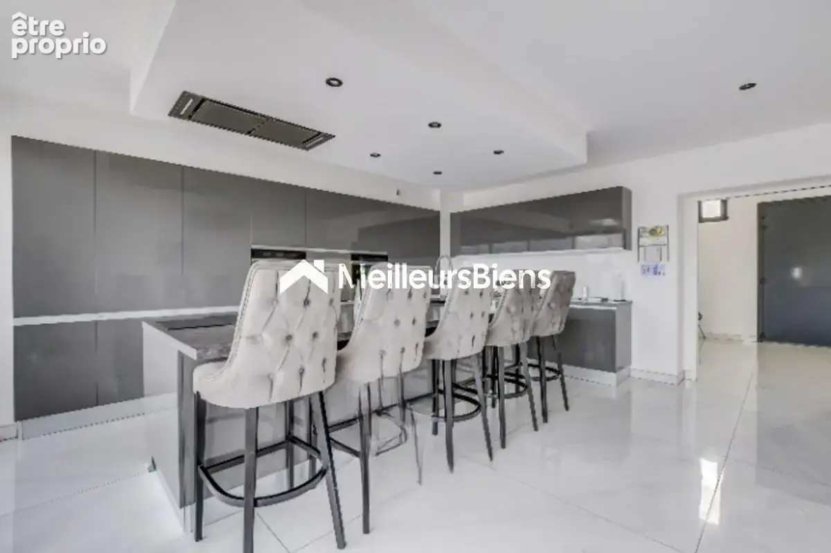 Villa 310 m2 avec piscine - photo 3