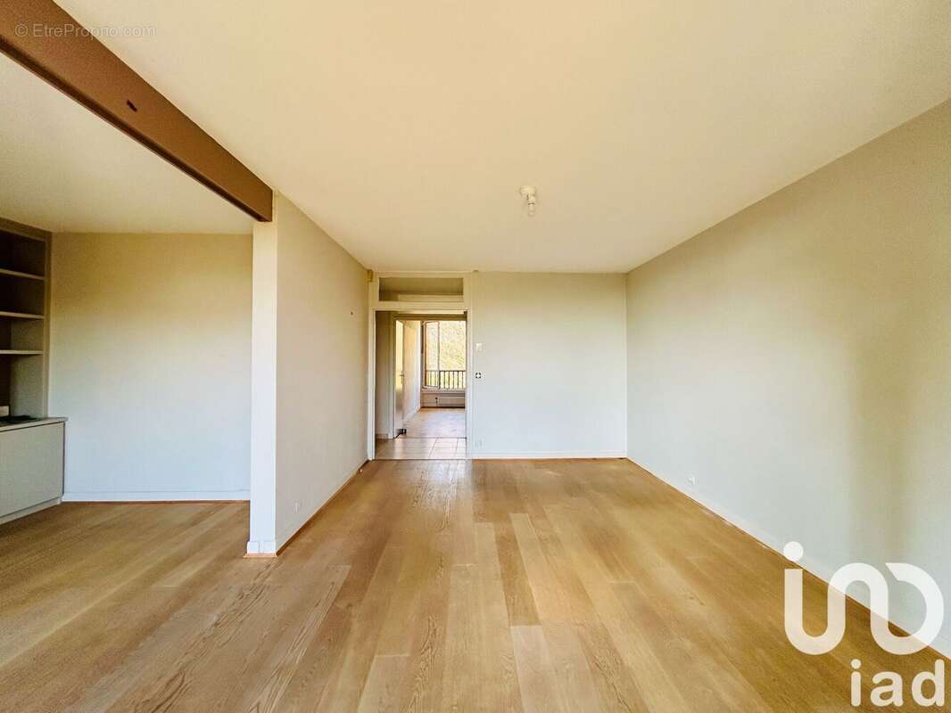 Photo 2 - Appartement à RAMONVILLE-SAINT-AGNE