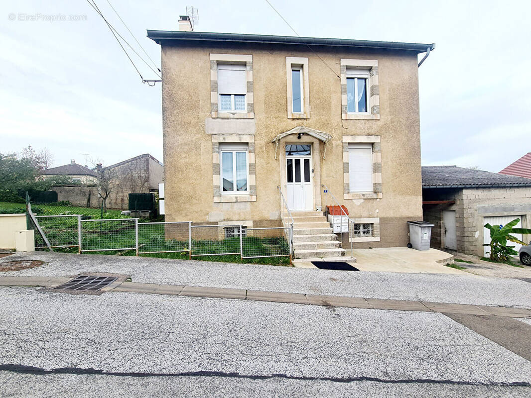 Appartement à CHAUMONT