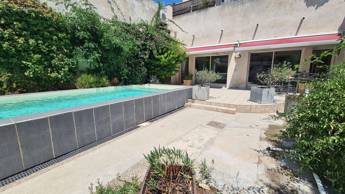Frontignan, appartement T5, avec jardin et piscine - photo 13