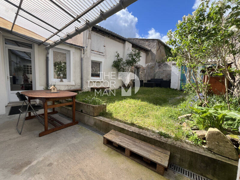 Maison à BOUAYE
