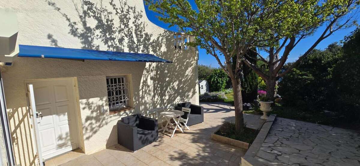 Villa 150m² - anthéor - vue mer panoramique - domaine privé - photo 3