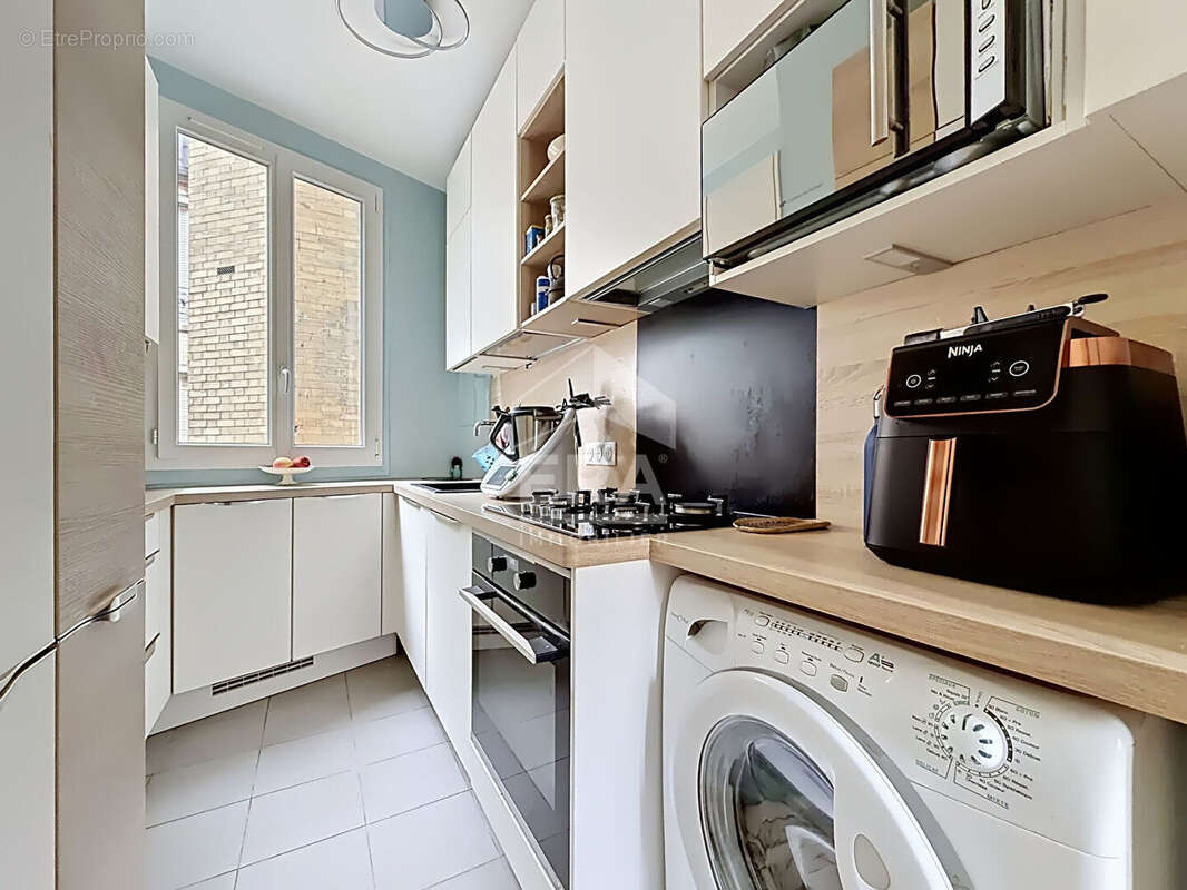 Appartement à PARIS-12E