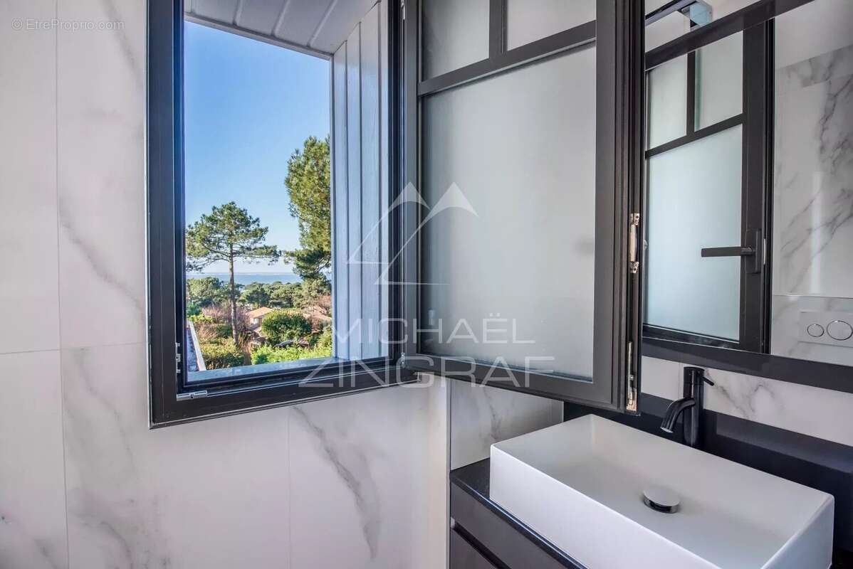 Maison à LE BOUSCAT