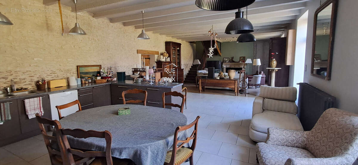 Maison Doussay 7 pièce(s) 187.22 m2 - photo 11