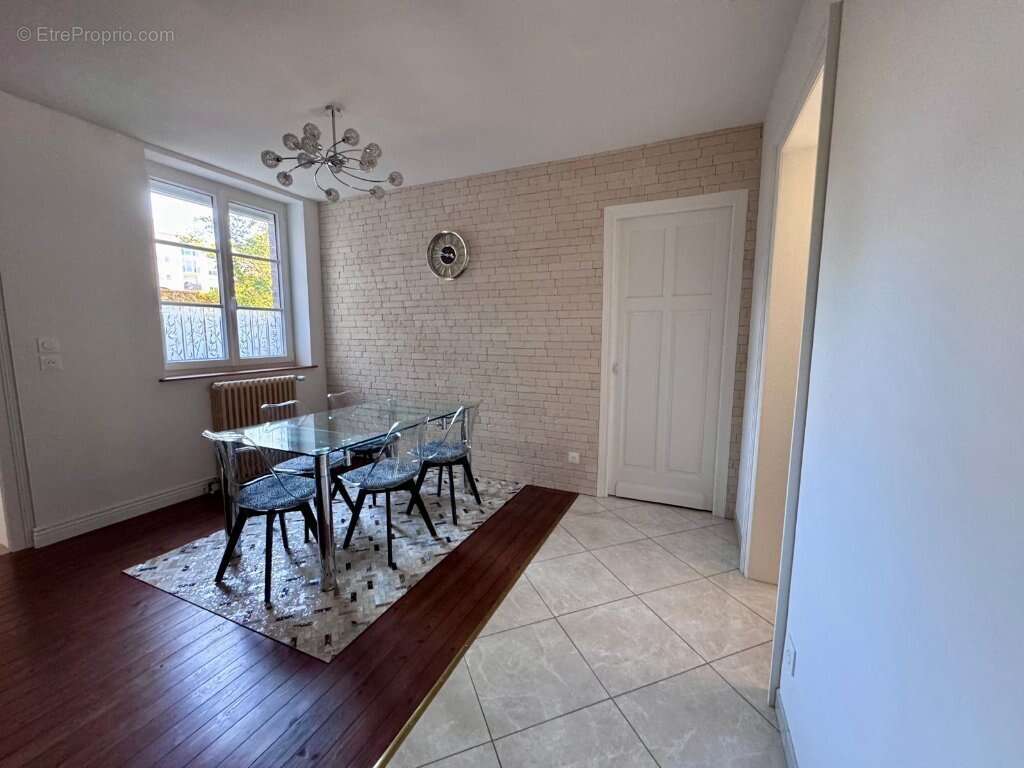 Appartement à LA MADELEINE