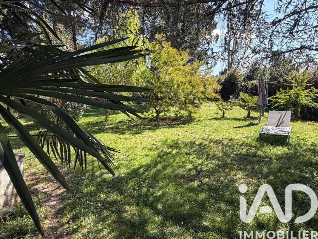 Maison 155 m² à Chateauneuf-Du-Rhone  - photo 4