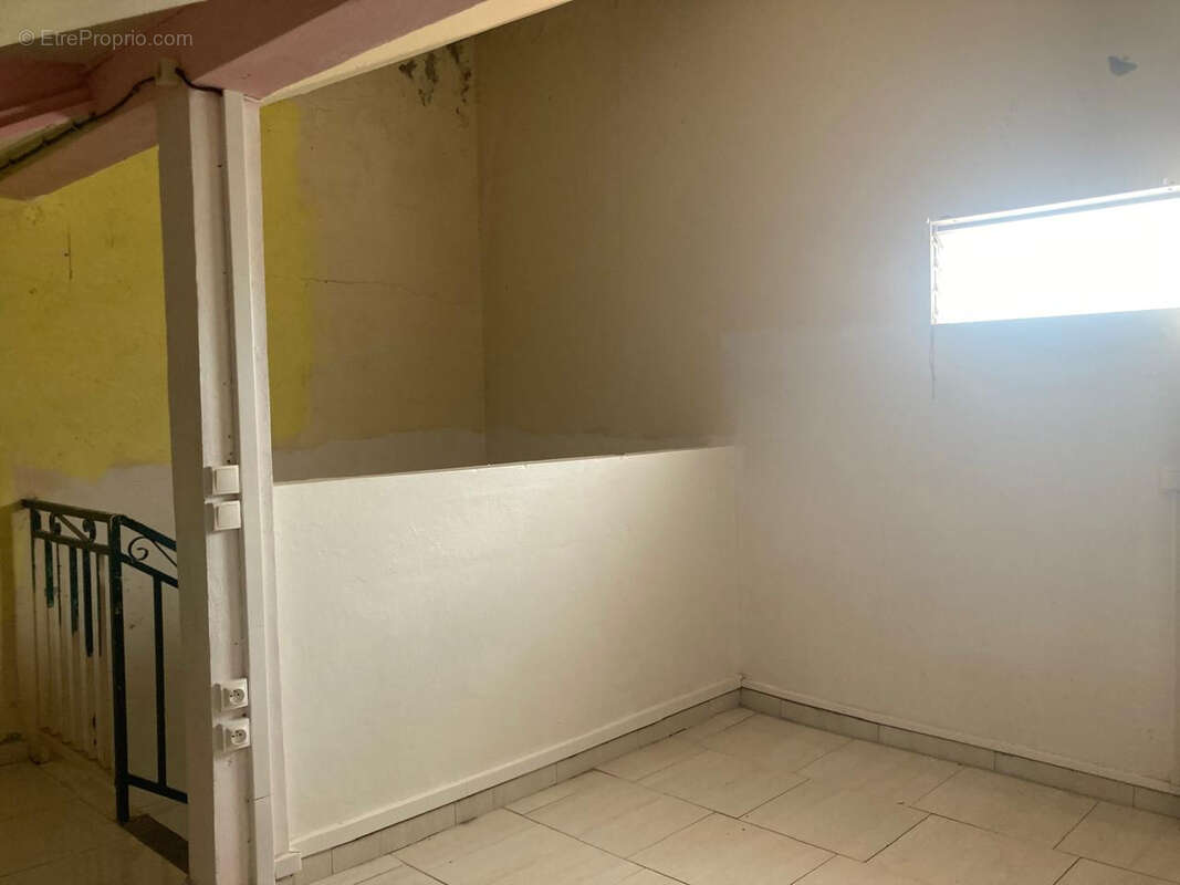 Maison à BASSE-TERRE