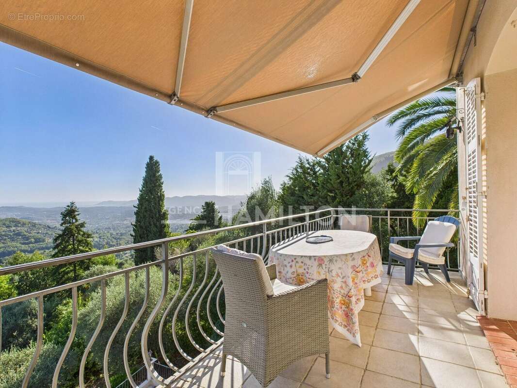 Maison à GRASSE