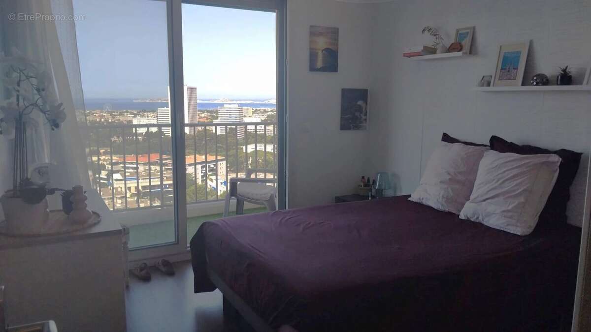 Appartement à MARSEILLE-9E
