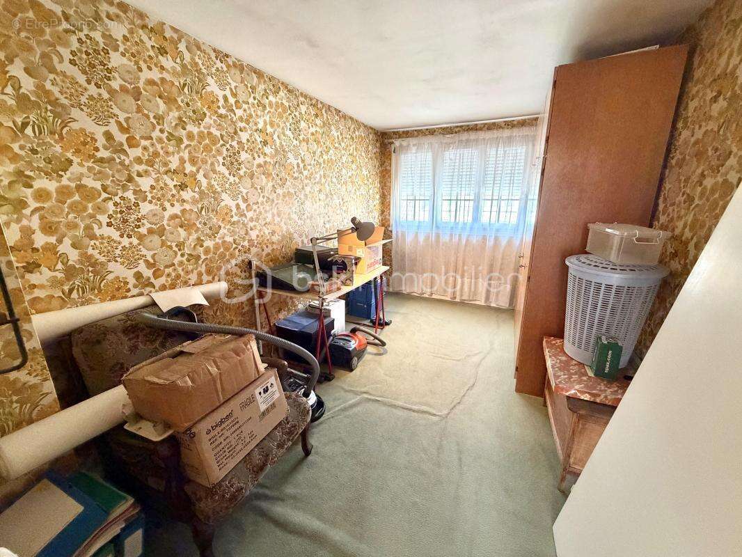 Maison à SAINT-ETIENNE-DU-ROUVRAY