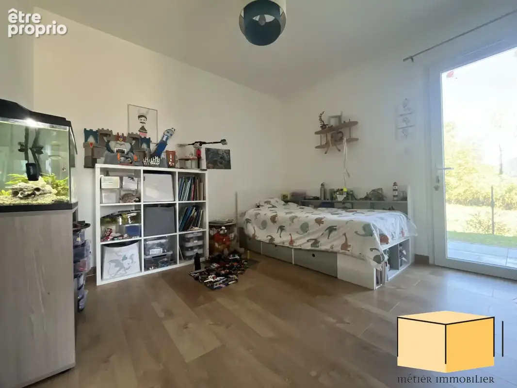 Maison 5 pièces 112 m² à vendre à Ceyzerieu (01350) - photo 8