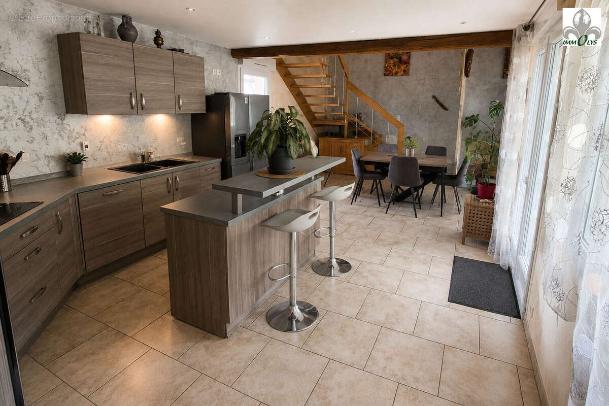 Maison à NUITS-SAINT-GEORGES