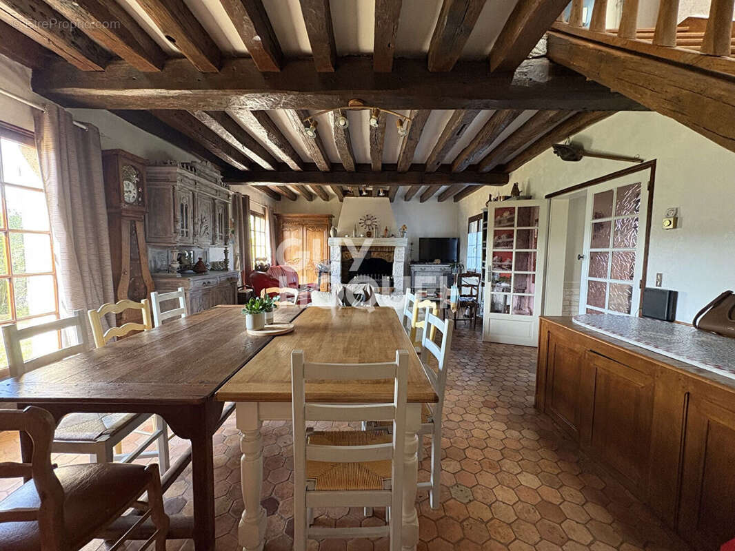 Maison Bois Le Roi 7 pièce(s) 147 m2 - photo 5