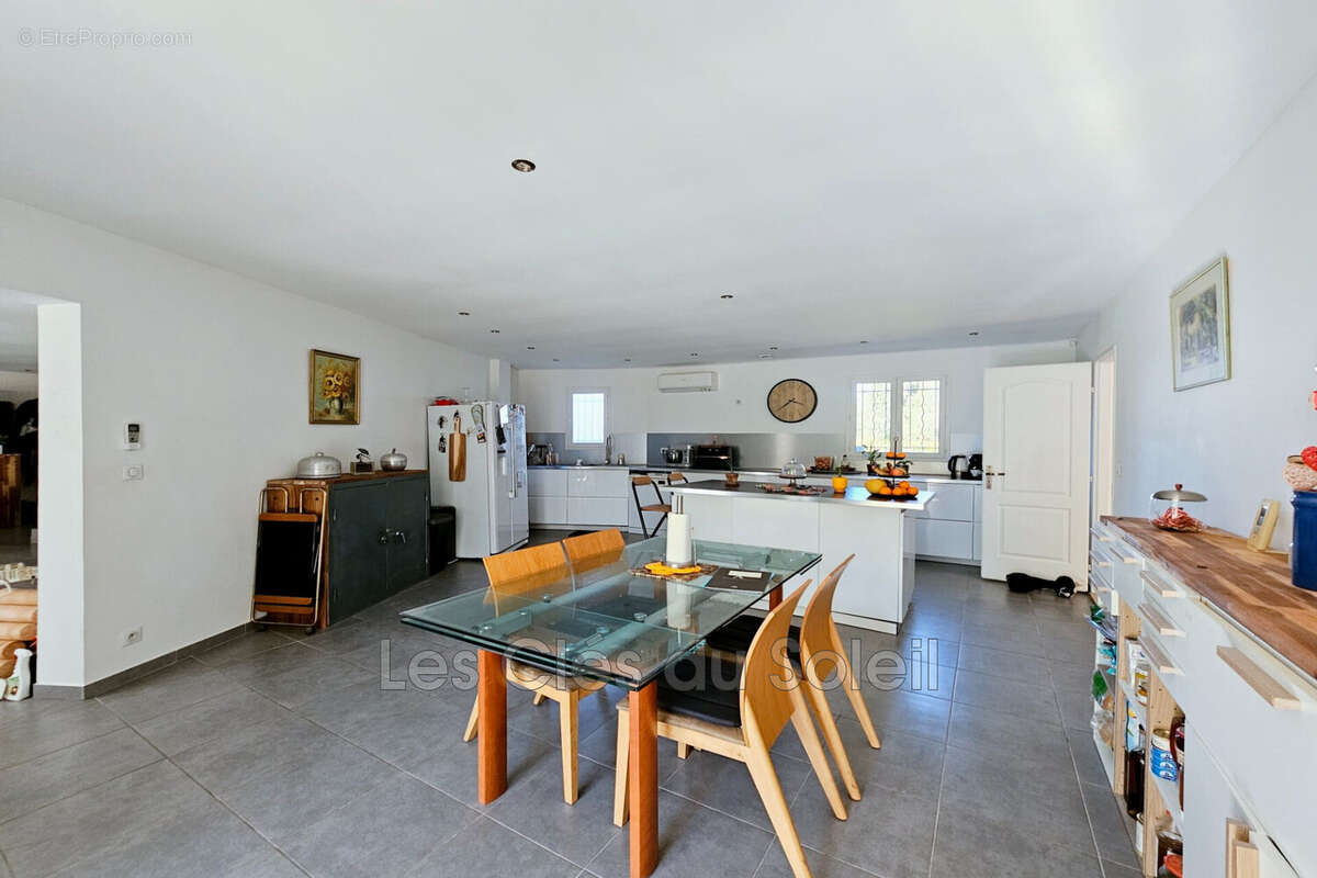 Maison à MONTFORT-SUR-ARGENS