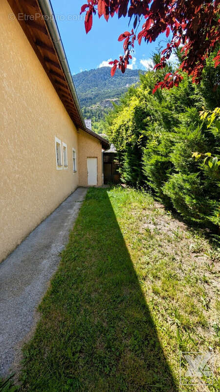 Appartement à L'ARGENTIERE-LA-BESSEE