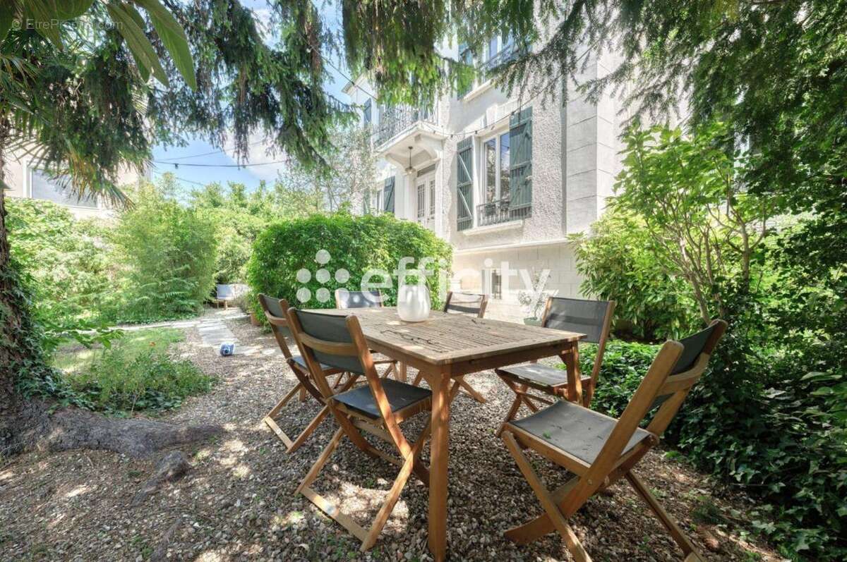 Maison à NEUILLY-PLAISANCE