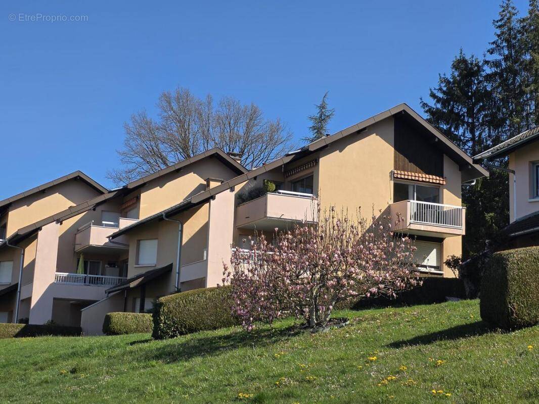 Appartement à ANNECY-LE-VIEUX