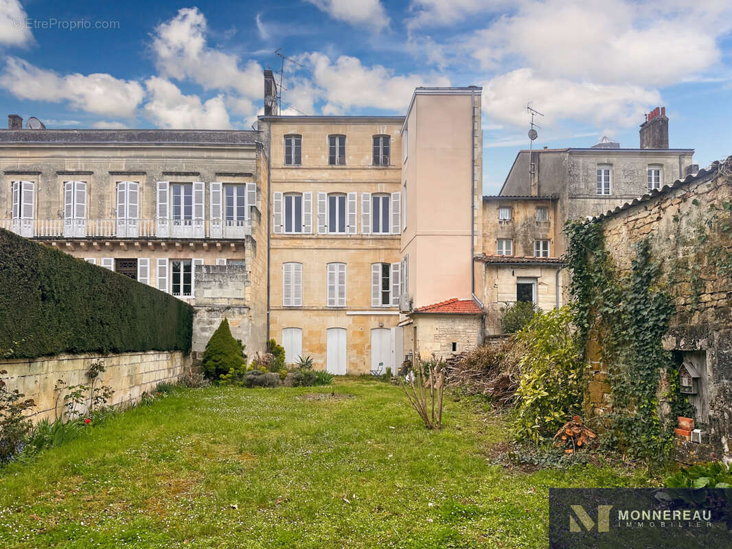 Appartement à JONZAC
